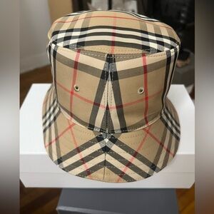 Burberry Kids Beige Gabriel Bucket Hat 8-12Y